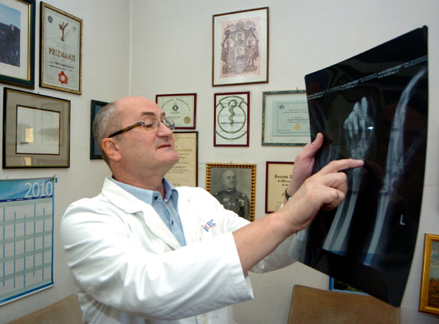 У Србији елита микрохирургије